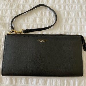 COACH. Black Wristlet.